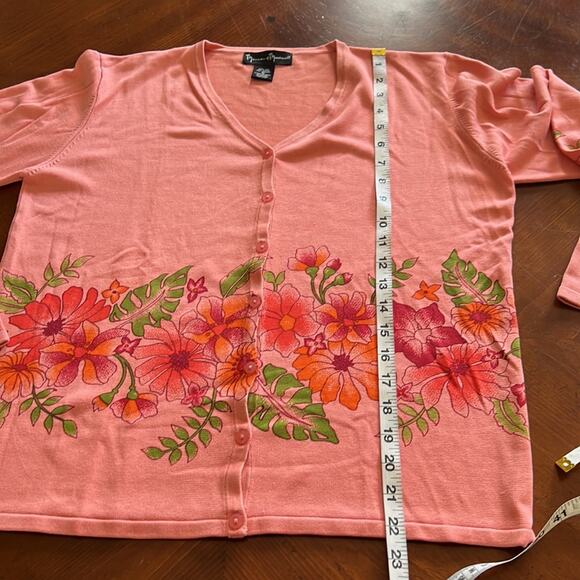 Mercer & Madison Peachy Pink Floral Print Cardigan Sweater Woman Size Medium - Picture 8 of 8